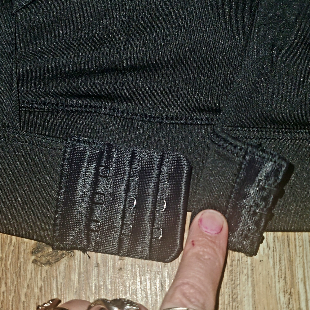 Nike Black Sports Bra and Leggings Set - Picture 11 of 13